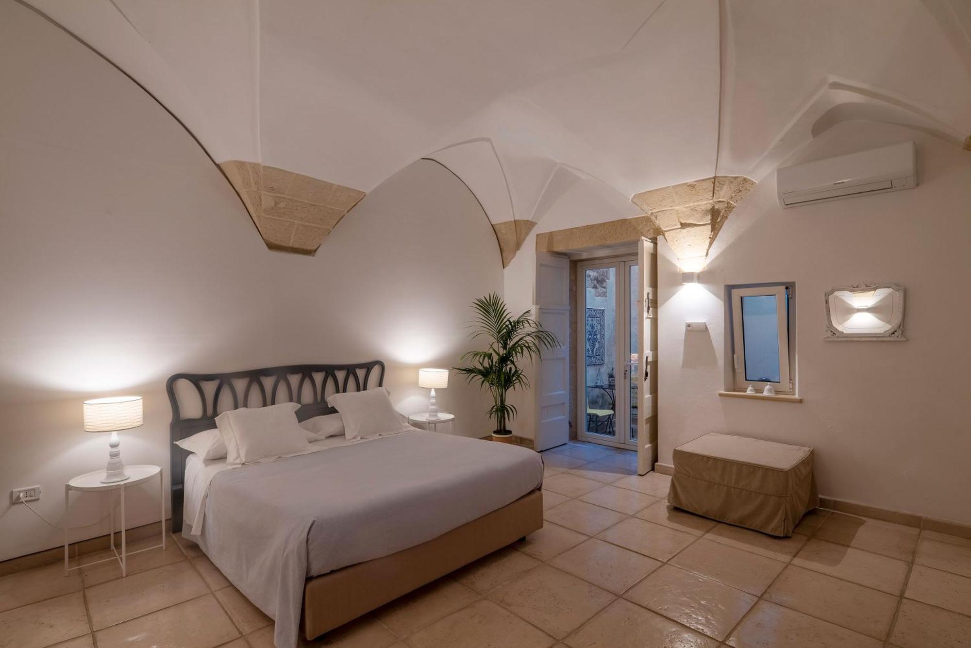 Corte Dei Romiti Apartment - Lecce Selection المظهر الخارجي الصورة